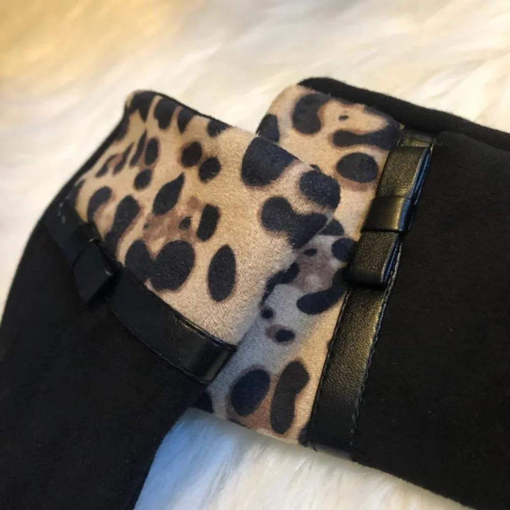 NiHao Leopard Trim Gloves.